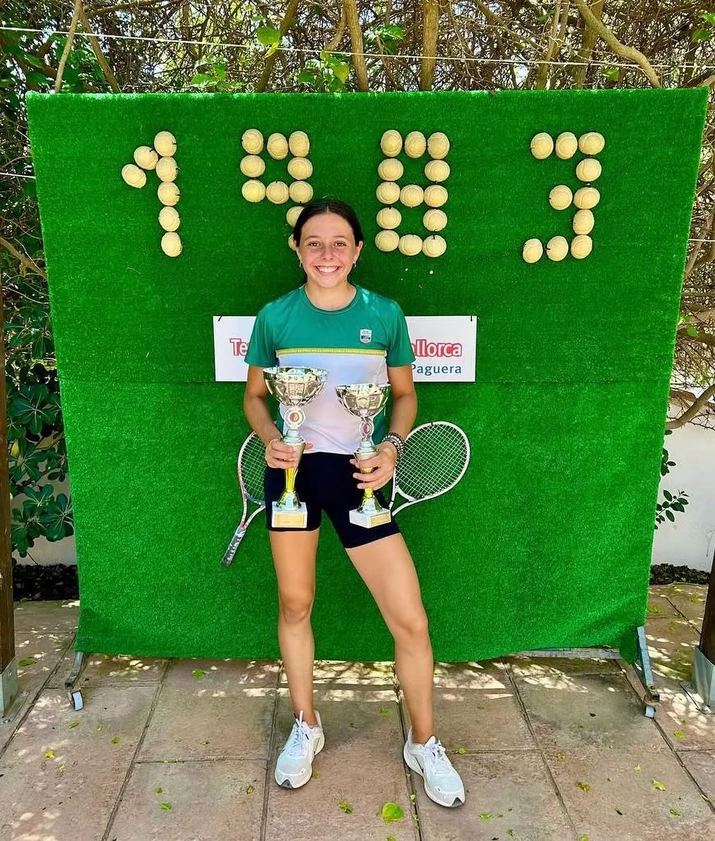 Lyla Wood, Championne U14 et finaliste U16 à Paguera